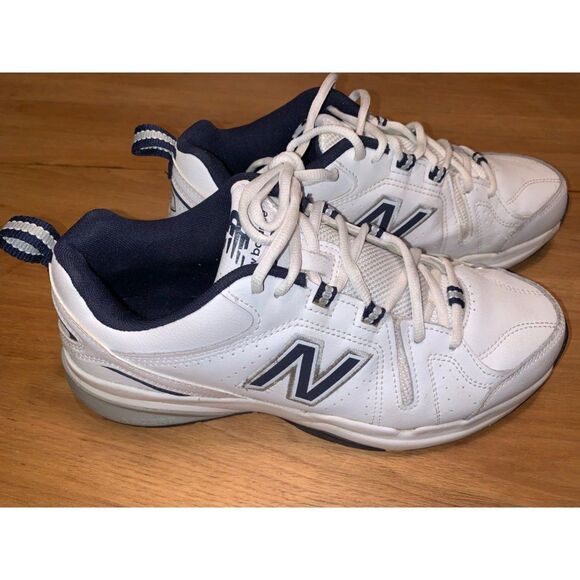 New Balance 608v5 Running Sneakers Men's 9.5D Navy White MX608WN5 EUC - Picture 1 of 11